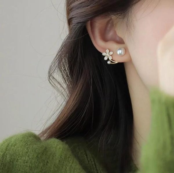 Korean Zircon Flower Pearl Earrings